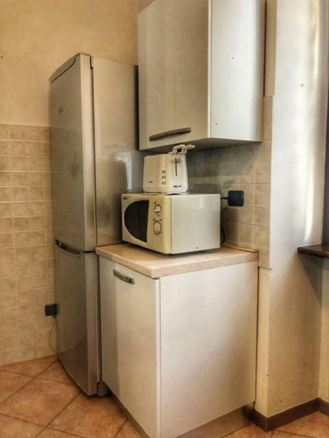 Апартаменты Cortile Del Forno Nel Centro Storico Арона Экстерьер фото
